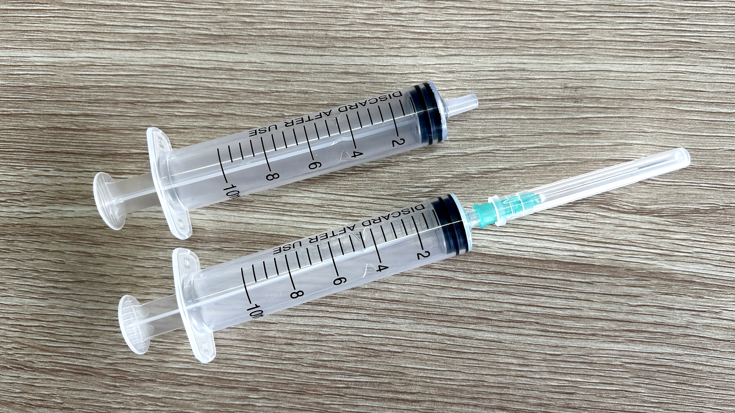 spuit 10ml met naald 21G