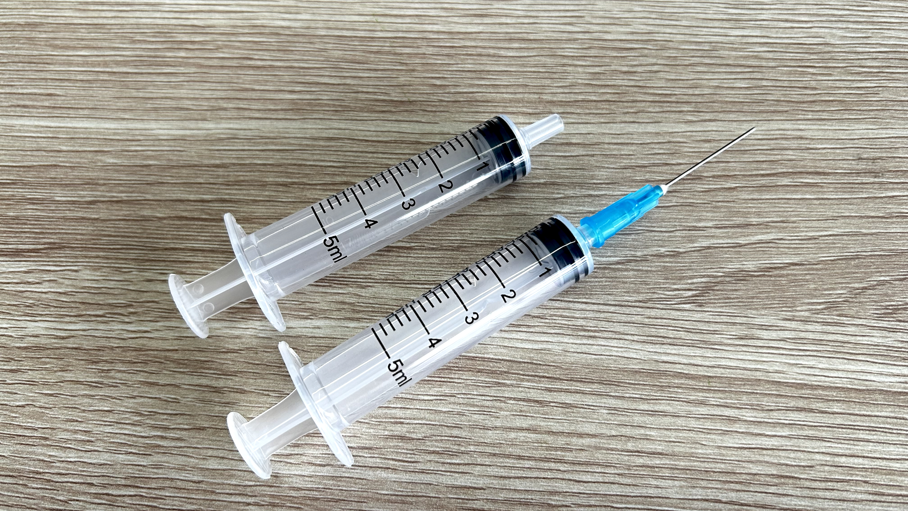 5cc spuit met naald 22G