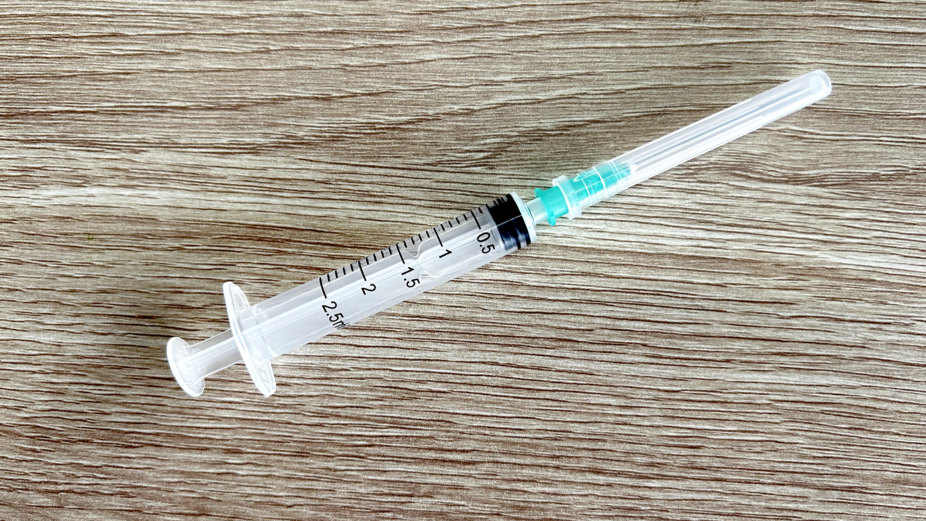 spuit 2,5ml met naald 21G